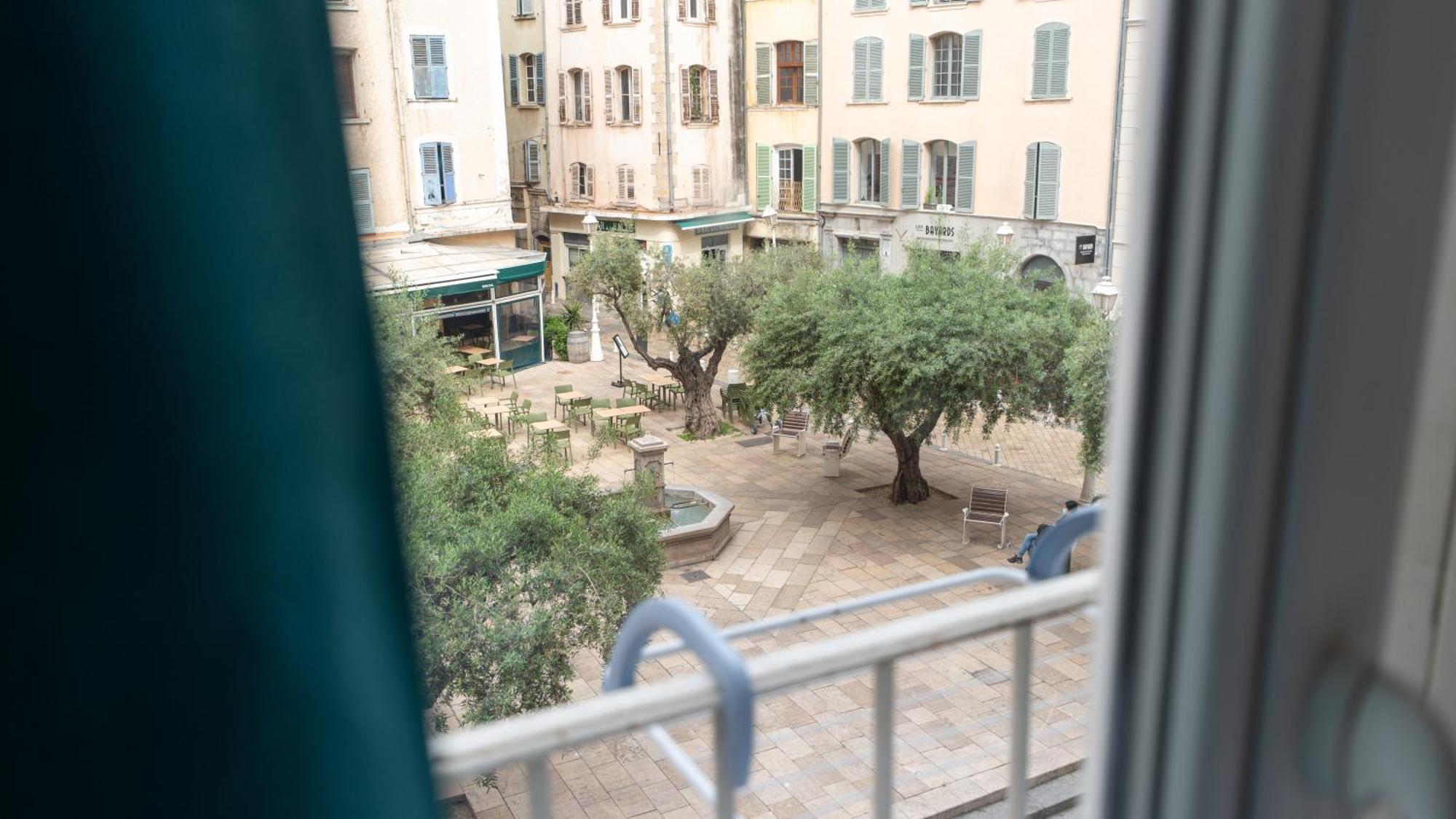 Le Refuge Urbain - Port A 2 Pas & Animaux Acceptes Apartment ตูลง ภายนอก รูปภาพ