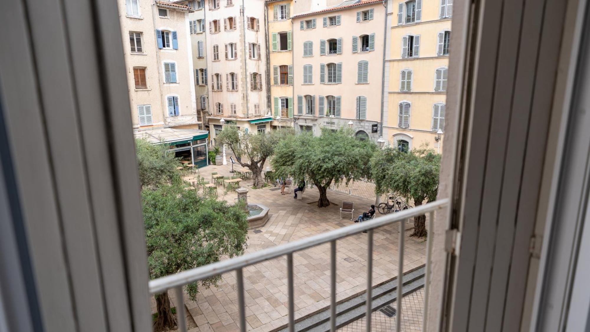 Le Refuge Urbain - Port A 2 Pas & Animaux Acceptes Apartment ตูลง ภายนอก รูปภาพ