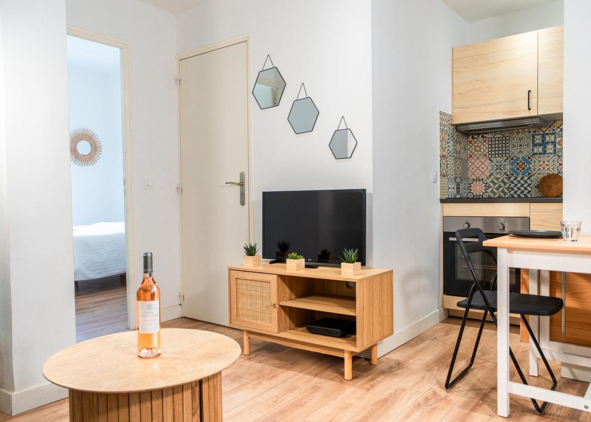 Le Refuge Urbain - Port A 2 Pas & Animaux Acceptes Apartment ตูลง ภายนอก รูปภาพ